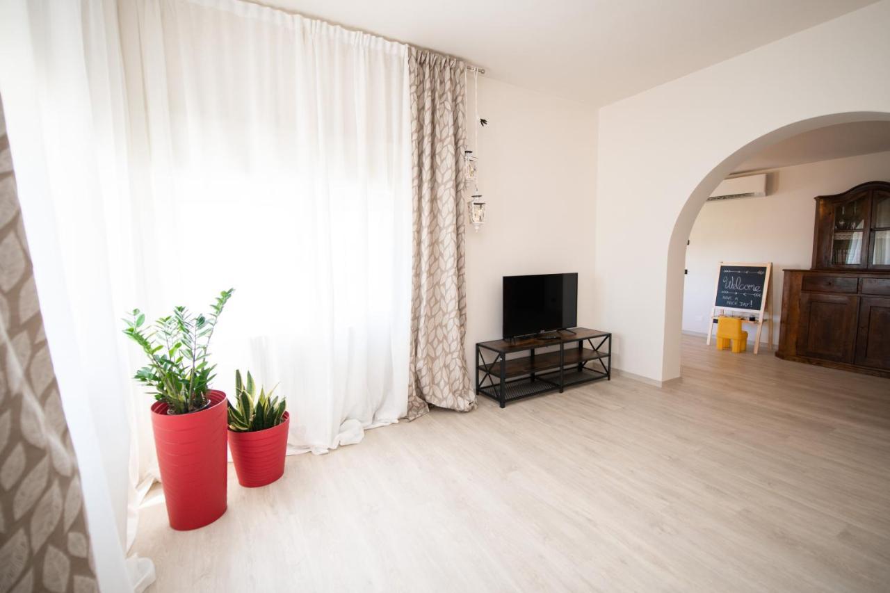 Il Cortiletto - Appartamento Lores Manerba del Garda Exterior foto